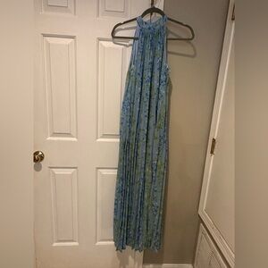NWOT Vici Light Blue Floral Dress